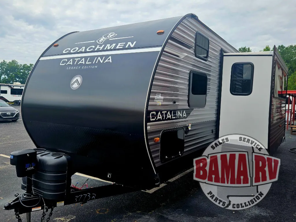 2027 Coachmen Catalina Legacy Edition 333DBDSCK, Photos photo 3