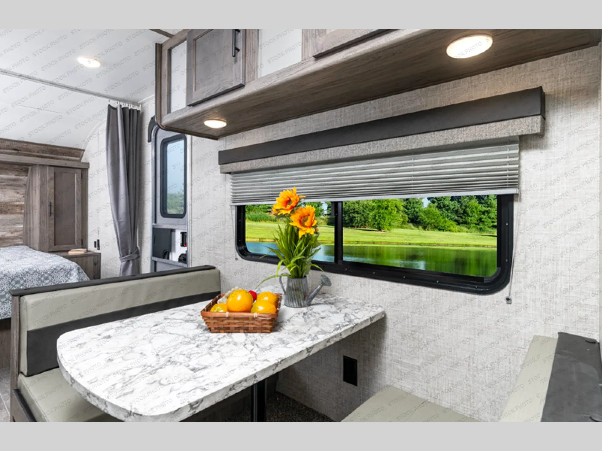 2022 Gulf Stream Kingsport Ultra Lite 248BH - Photo 3