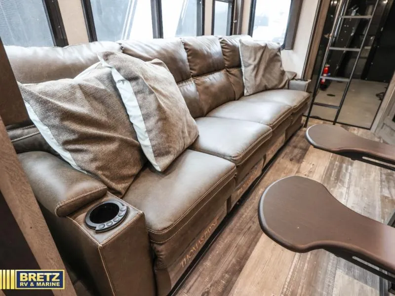 2020 Keystone Raptor 415 - Photo 4