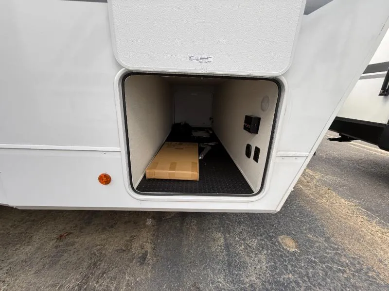 2026 Forest River Cherokee Alpha Wolf 29TB, Photos photo 27