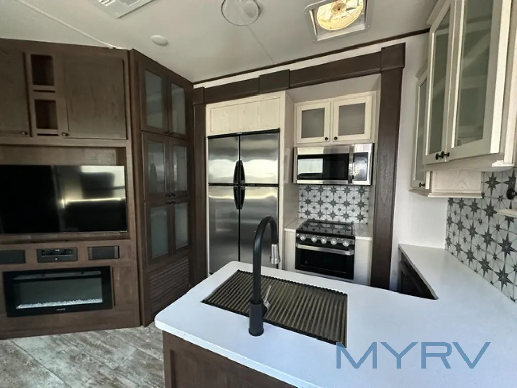 2021 Forest River XLR Nitro 351, Photos photo 9