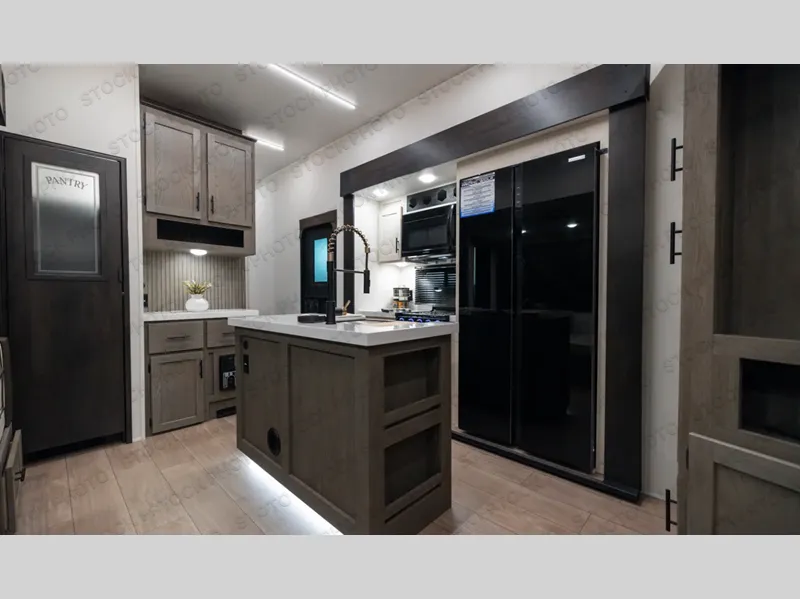 2027 Forest River Cherokee Arctic Wolf 3750SUITE - Photo 3
