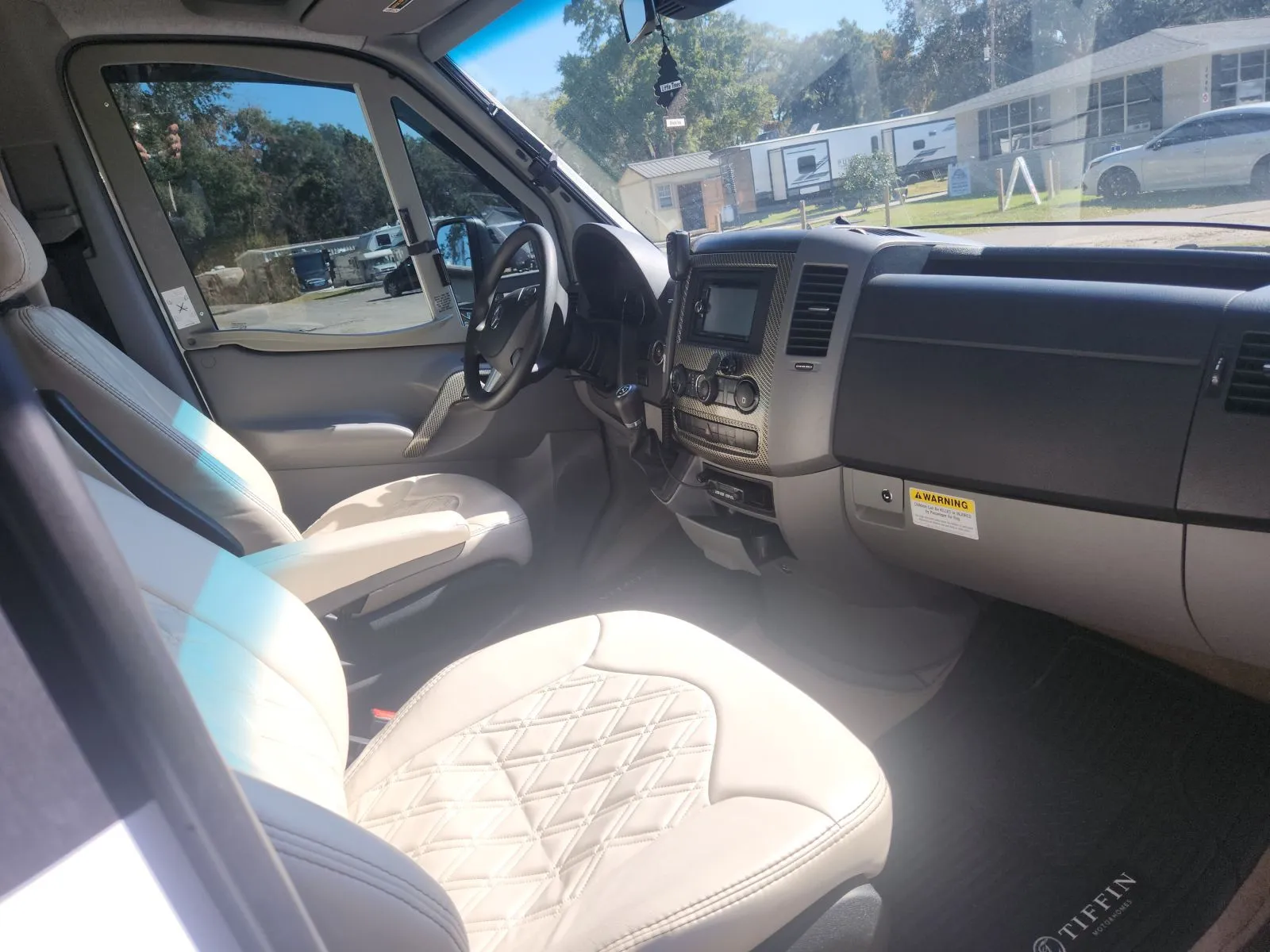 2018 Mercedes Tiffin WAYFARER 24QW - Photo 3