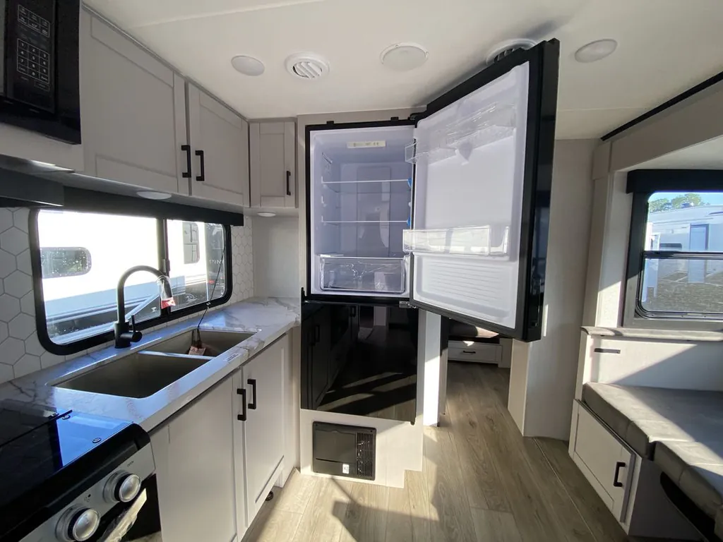 2026 Jayco Jay Feather 29QBH, Photos photo 12