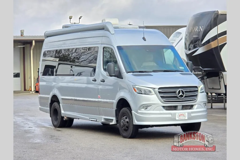 2025 Grech RV Terreno-ion AWD Twin - Main photo