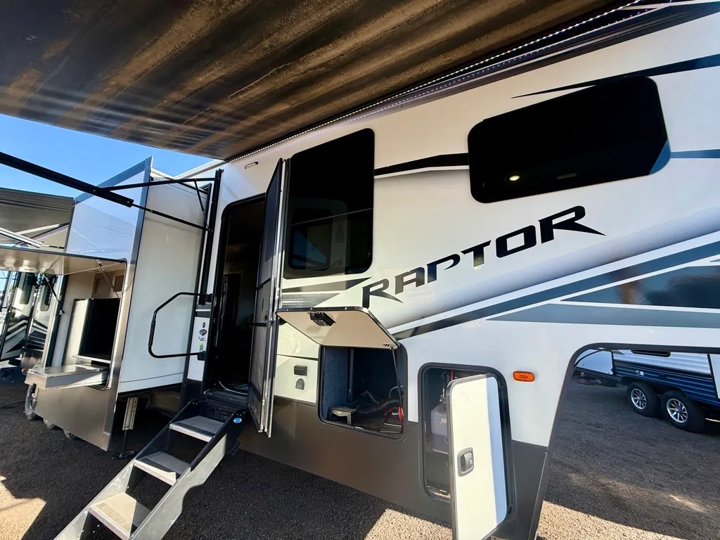 2022 Keystone Raptor 423, Photos photo 41