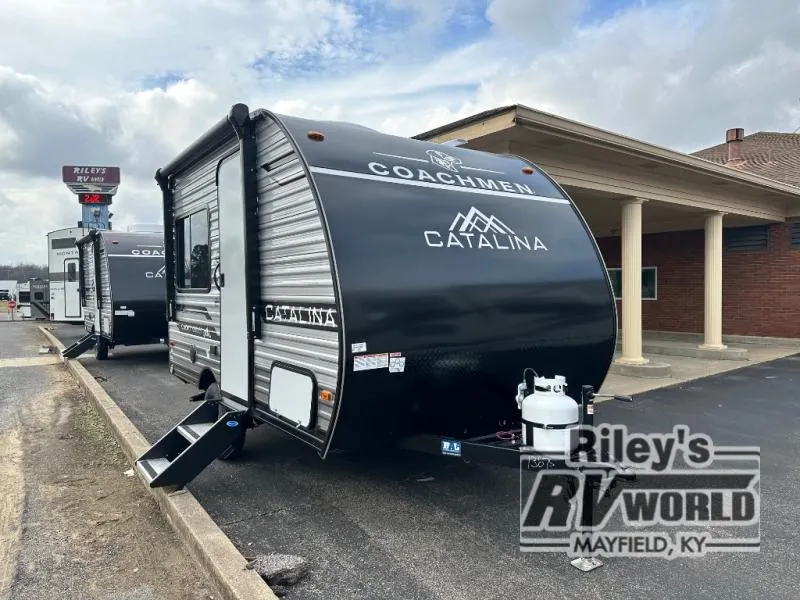 2026 Coachmen Catalina Summit Series 7 134RDX - Photo 2