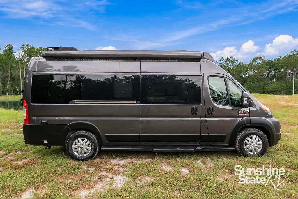 2022 Thor Motor Coach Tellaro 20A - Photo 3
