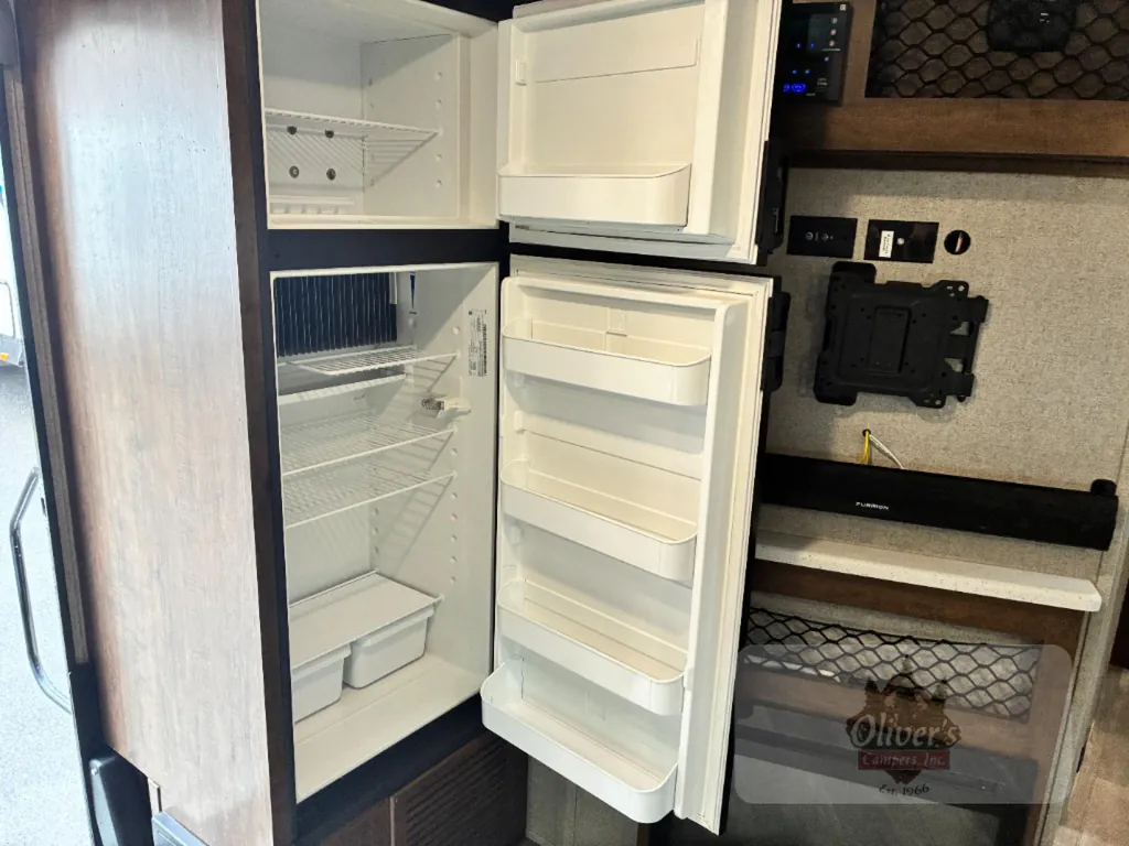2019 Forest River Flagstaff Micro Lite 25FKS, Photos photo 29