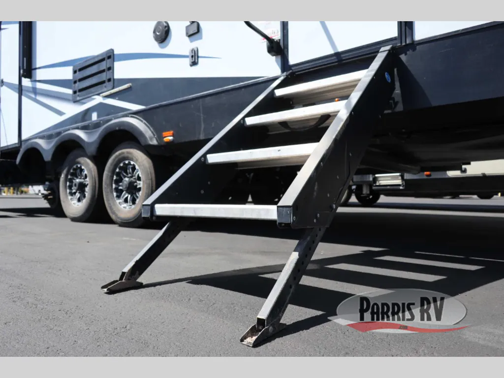 2019 Forest River XLR Nitro 33VL5, Photos photo 10