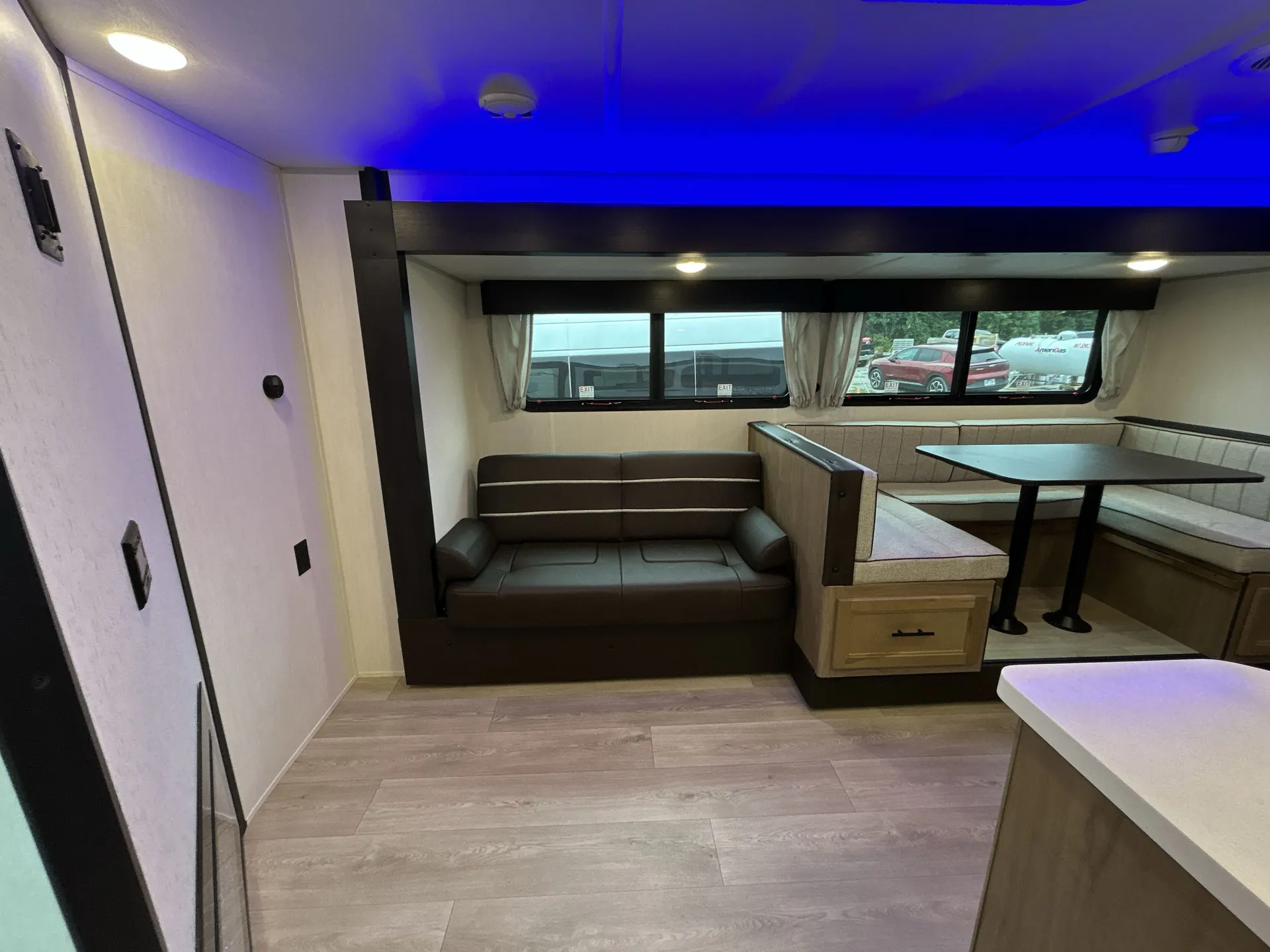 2025 Forest River Cherokee Grey Wolf Black Label 29NMBL — campside