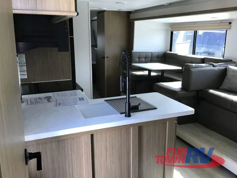 2025 Forest River Salem Cruise Lite 28VBXL - Photo 4