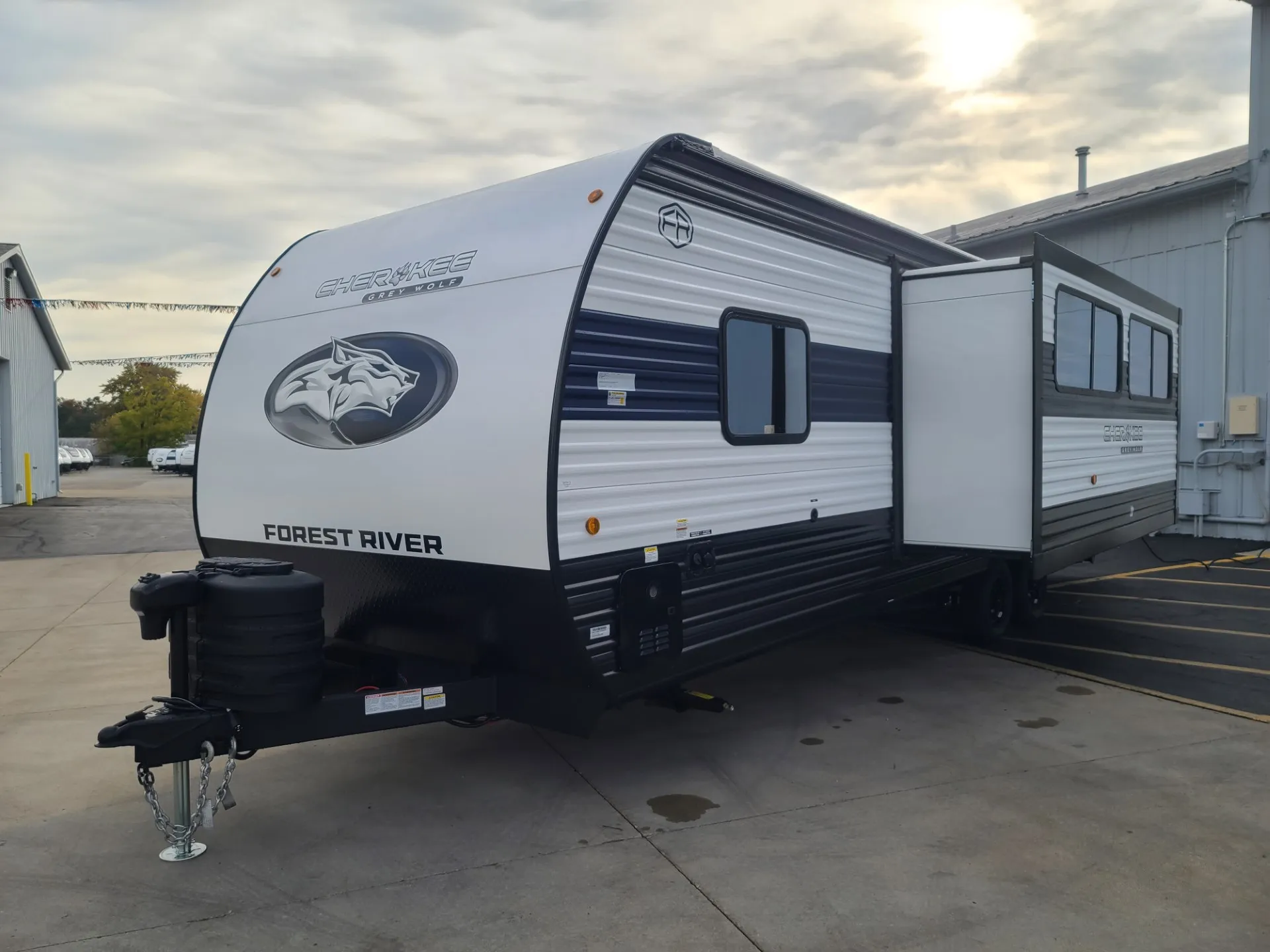 2025 Forest River Cherokee Grey Wolf 26LK - Photo 4