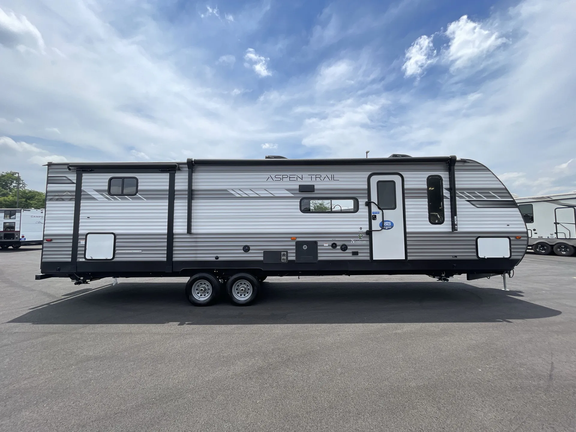 2023 Dutchmen Aspen Trail 3230BHS — campside
