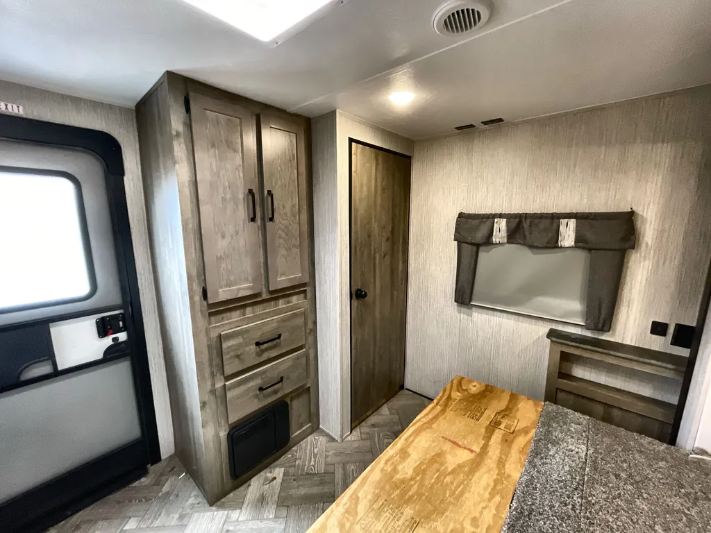2022 Forest River Puma 26FKDS, Photos photo 17