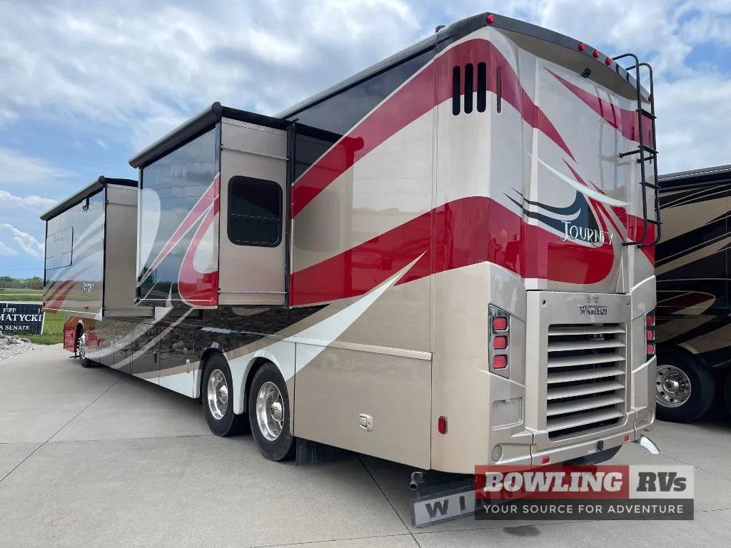 2017 Winnebago Journey 42E - Photo 3