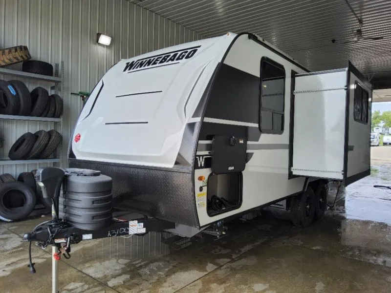 2025 Winnebago Micro Minnie 2108DS - Photo 4