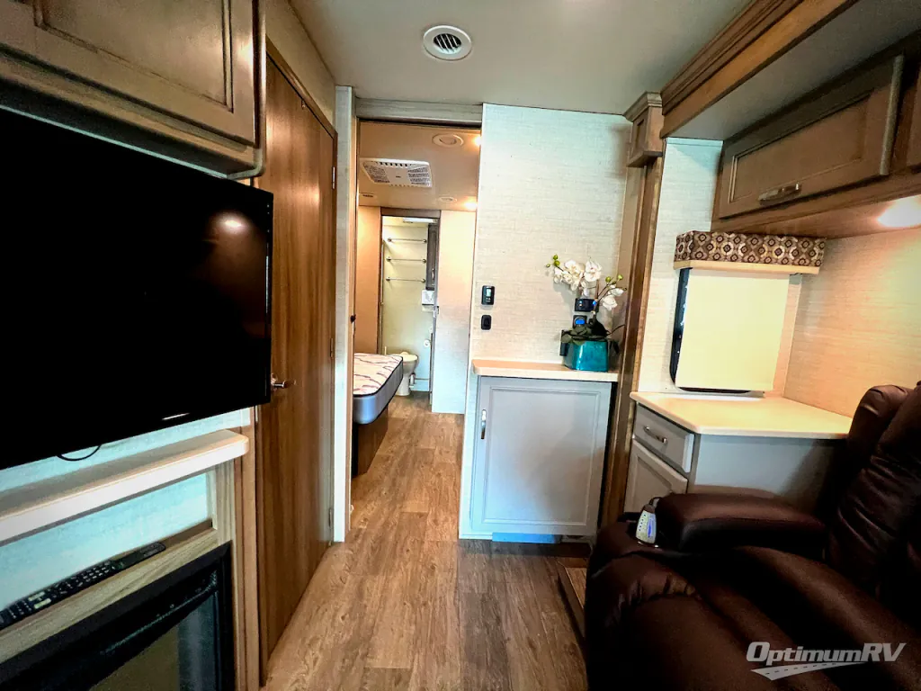 2018 Jayco Precept 33U, Photos photo 18