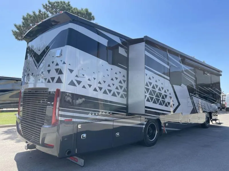 2026 Tiffin Allegro Red 37 BA - Photo 3