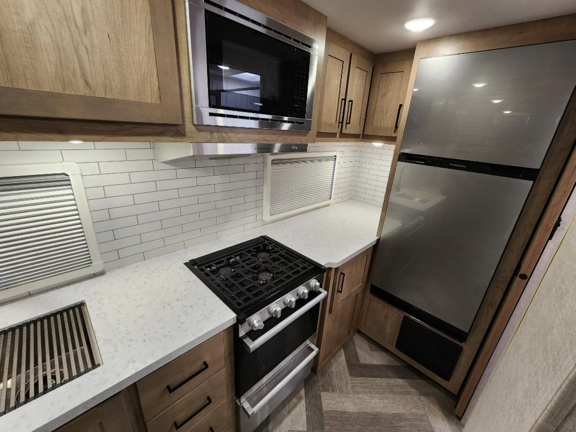 2023 Ember RV Touring Edition 21MRK - Photo 4