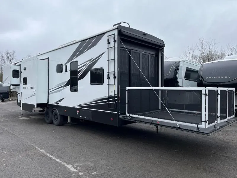2026 KZ Accelerate 3311A - Photo 3