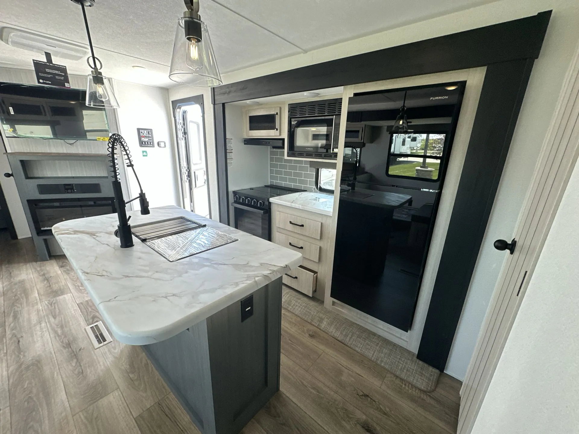2027 Forest River Puma 32BHFS - Photo 4
