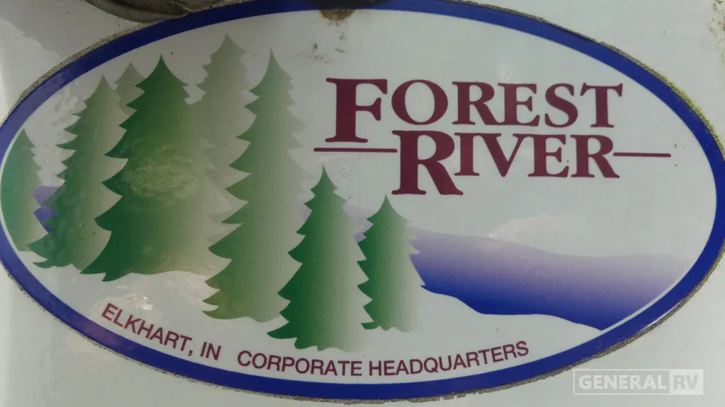 2023 Forest River Cherokee Alpha Wolf 26RL, Photos photo 37