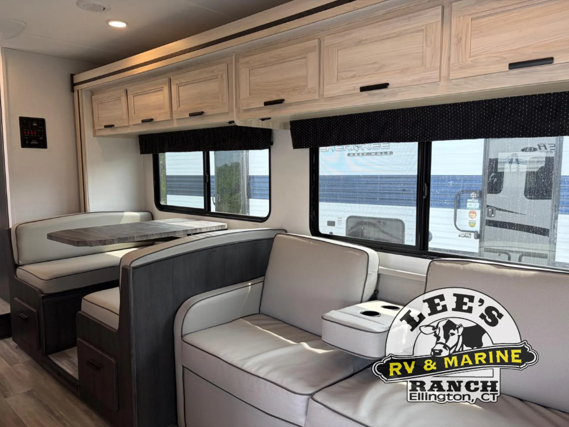 2023 Forest River Forester LE 2851SLE - Photo 4