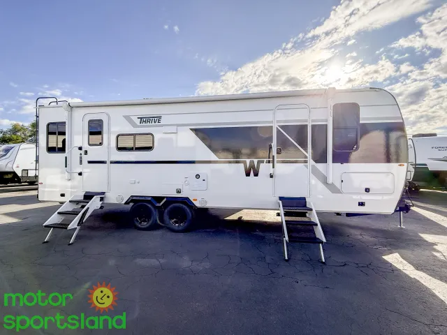 2026 Winnebago Thrive 25RLS - Photo 3