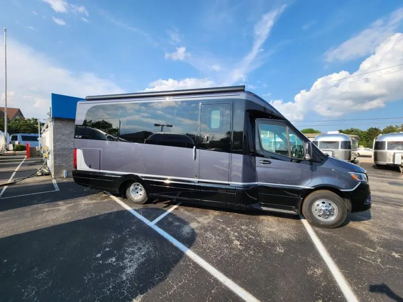 2027 Airstream Atlas 25RT New    Std. Model - Photo 3