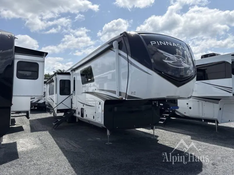 2025 Jayco Pinnacle 38FBRK - Photo 4