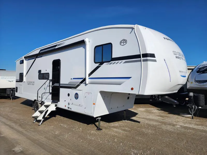 2026 Forest River Cherokee Arctic Wolf 285OPT - Photo 4