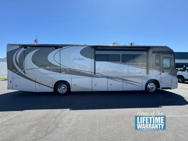 2016 Itasca Solei 36G - Main photo