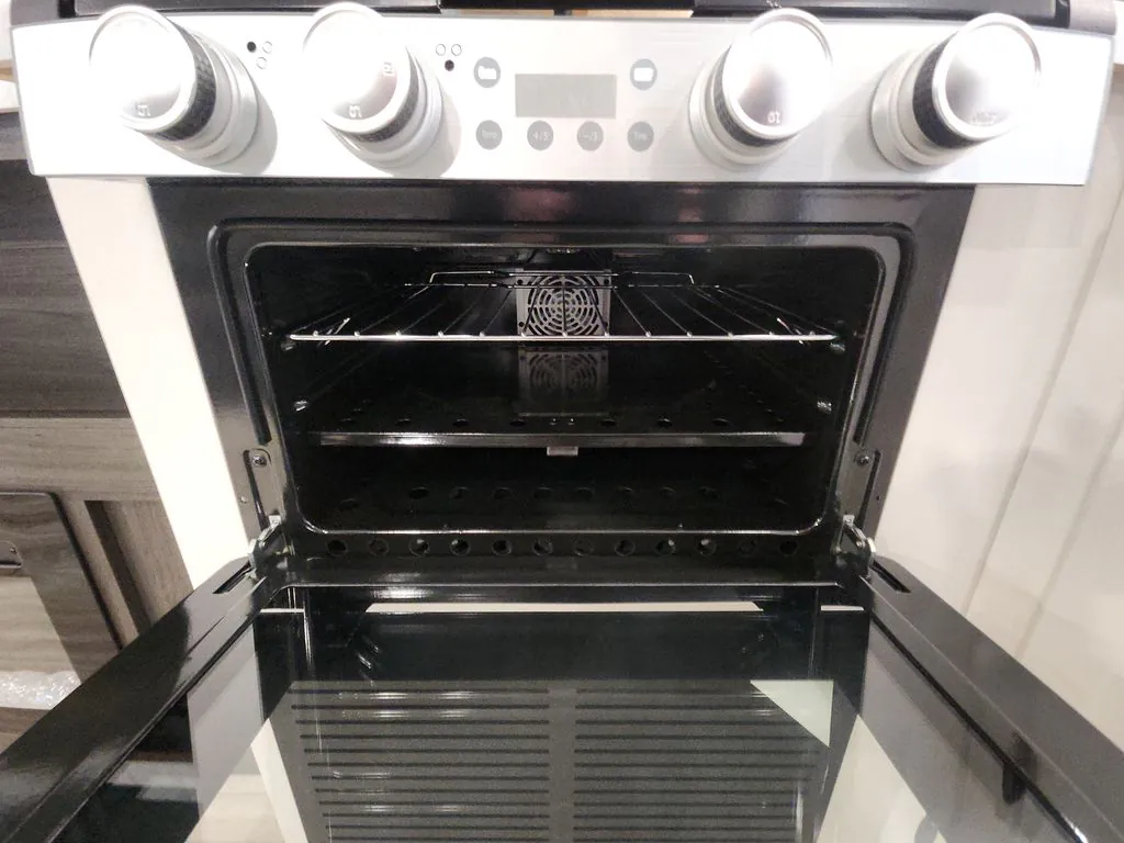 2026 Venture RV Stratus SR282VFD, Photos photo 18