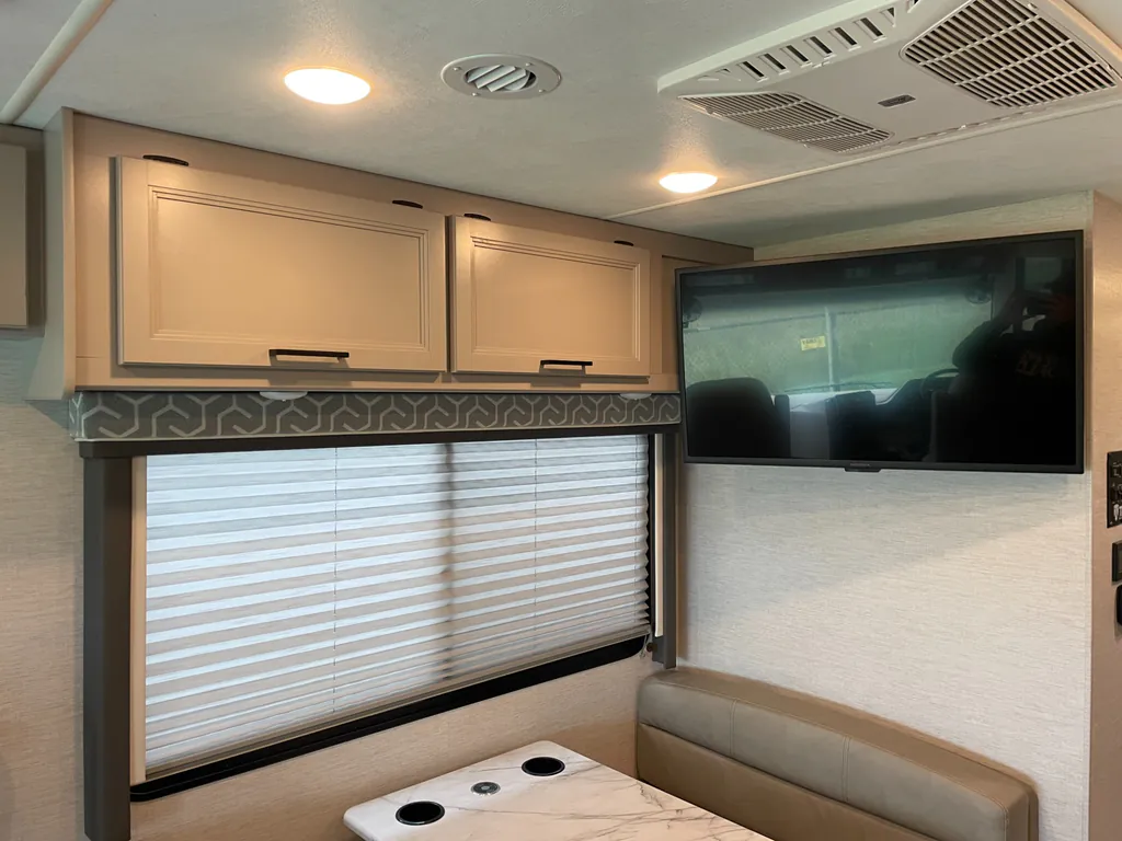 2024 Thor Motor Coach Freedom Traveler A29, Photos photo 14