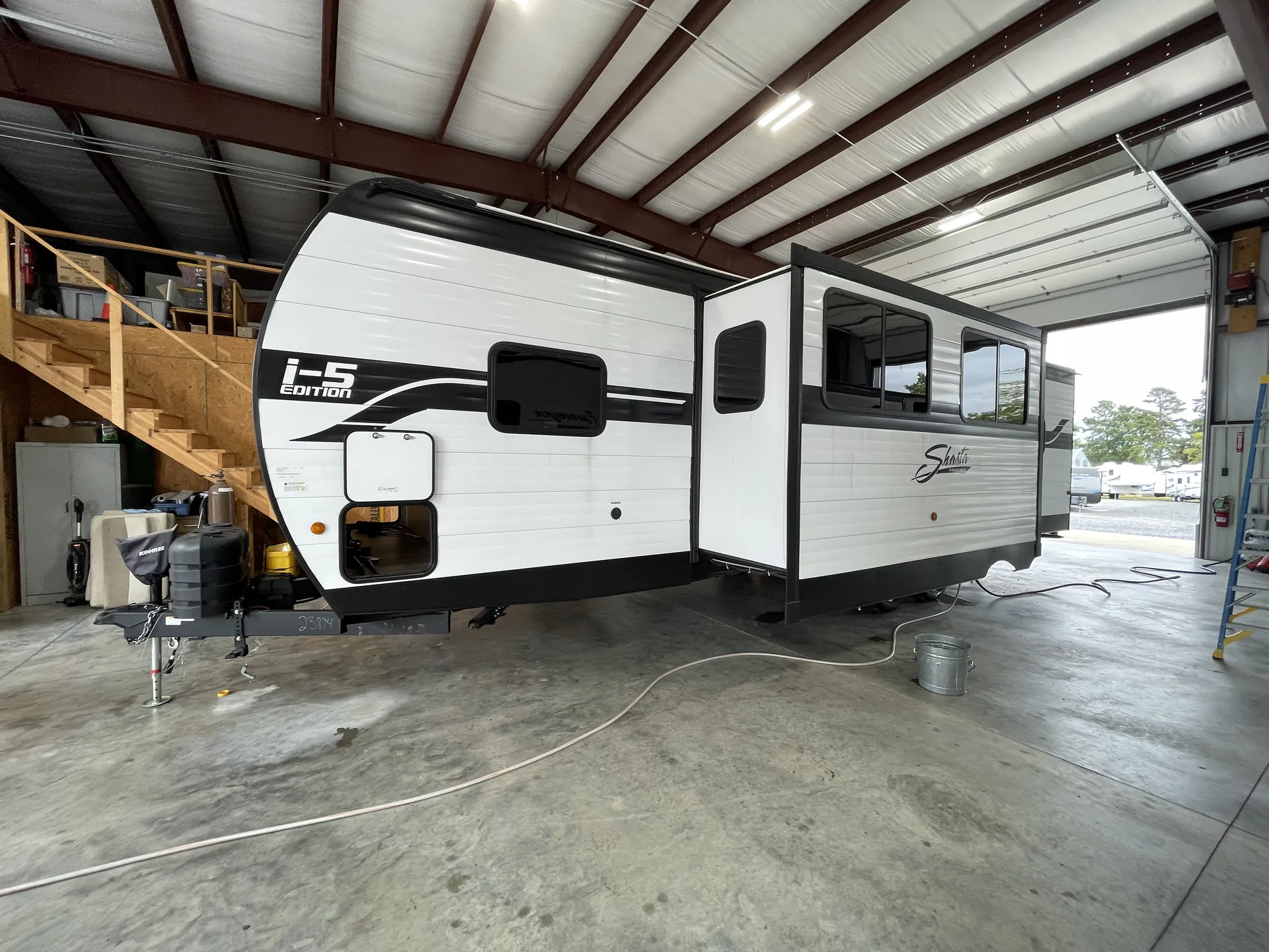 2026 Coachmen Shasta I-5 530BQB - Photo 3