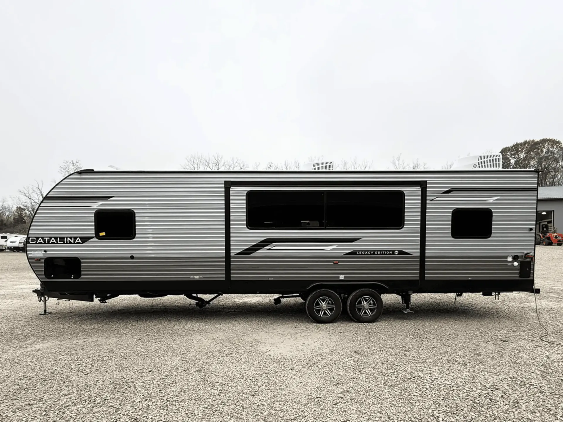 2026 Coachmen Catalina Legacy Edition 293TQBSCK - Photo 4