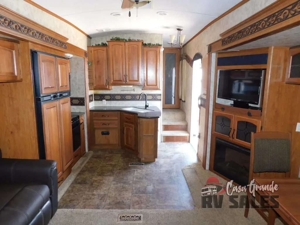 2012 Keystone Montana 3100RL, Photos photo 8