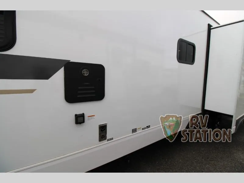 2027 KZ Connect 312RE - Photo 4