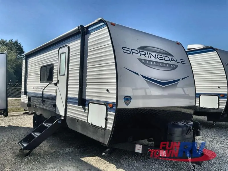 2025 Keystone Springdale 220ML - Photo 2