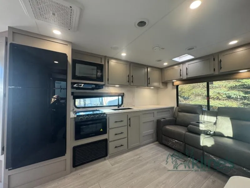 2026 KZ Connect 241RLK - Photo 4