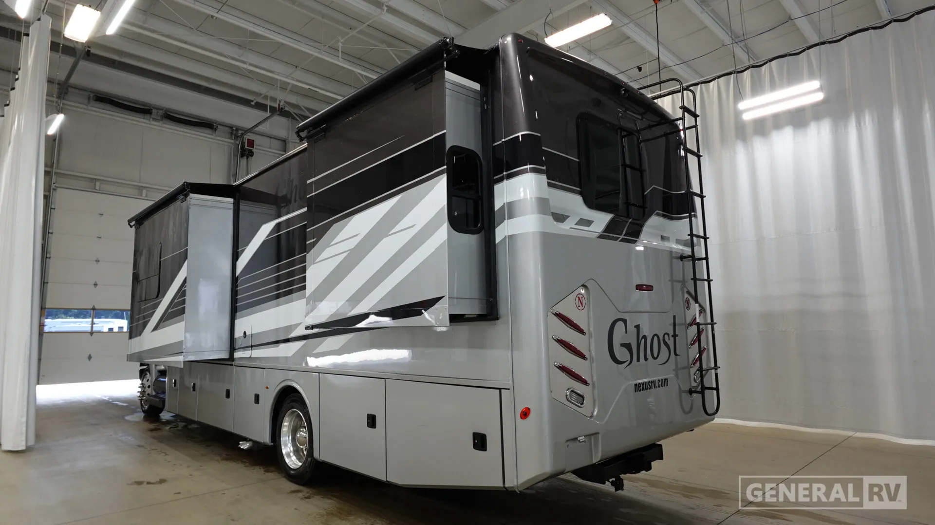 2027 NeXus RV Ghost 33DS - Photo 4
