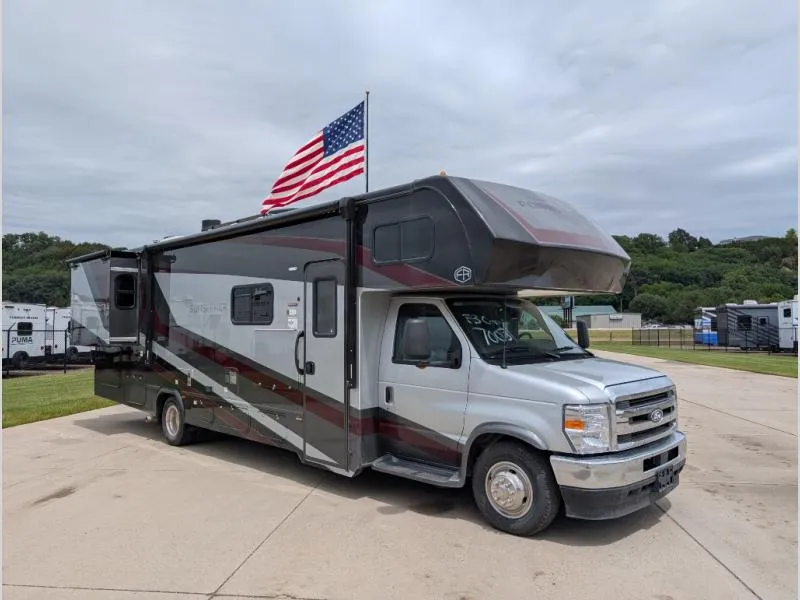 2027 Forest River Sunseeker 3010DS - Photo 2