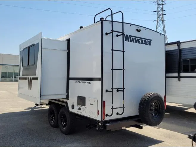 2026 Winnebago Micro Minnie 2108DS - Photo 4