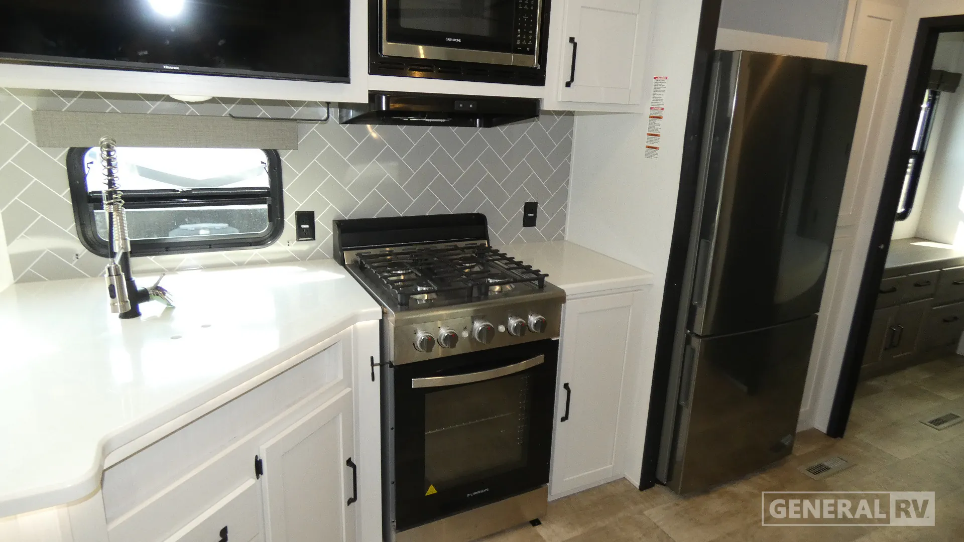 2025 Forest River Puma Vista 39DBT — Photo 6