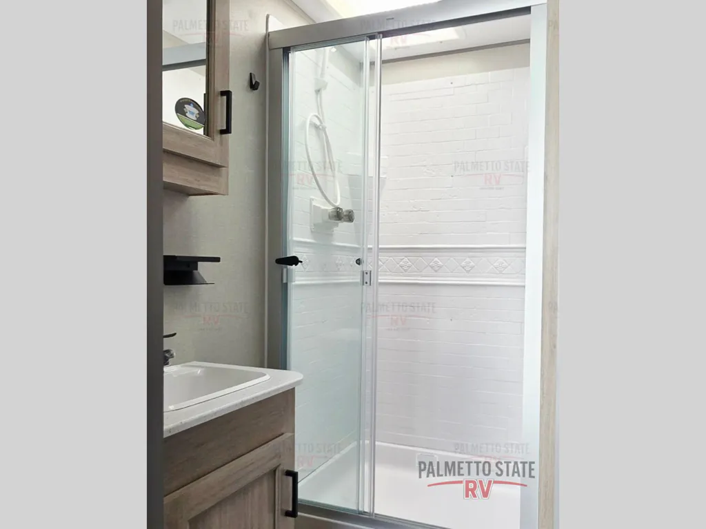 2026 Coachmen Catalina Legacy Edition 323MAZE, Photos photo 16