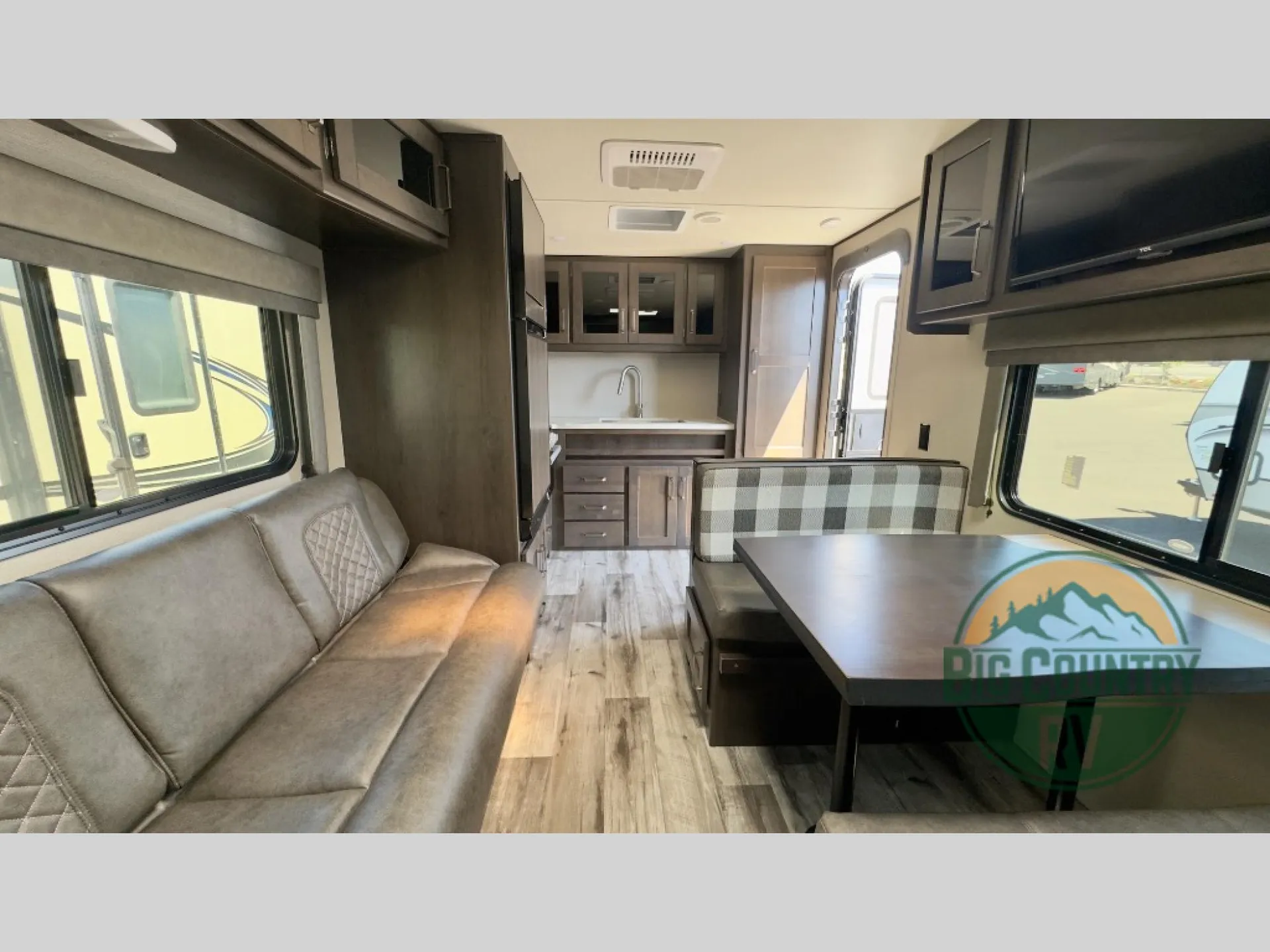 2022 Grand Design Transcend Xplor 255FK - Photo 3