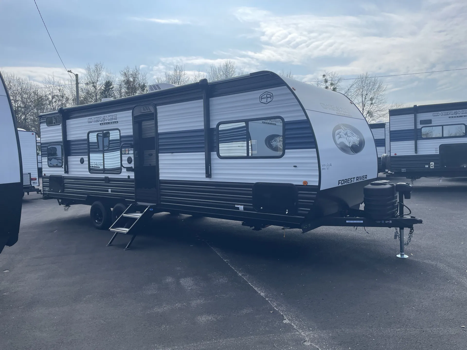 2026 Forest River Cherokee Grey Wolf 26DJSE — campside