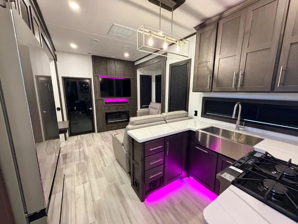 2025 Keystone RV Fuzion Used    442 - Photo 2