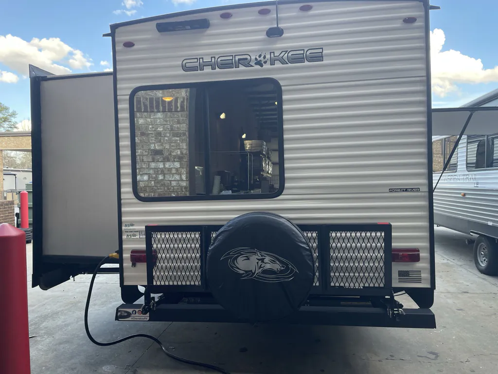 2024 Forest River Cherokee 294KM, Photos photo 7